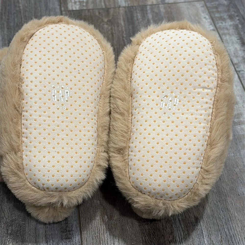 Gap Kids Teddy Bear Slippers 7-8